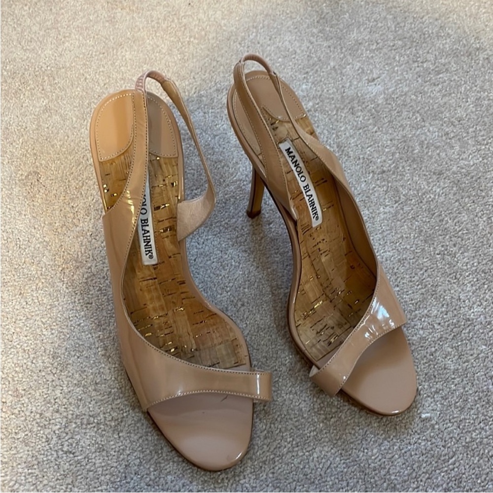 Manolo Blahnik strappy nude - 3 inch heel